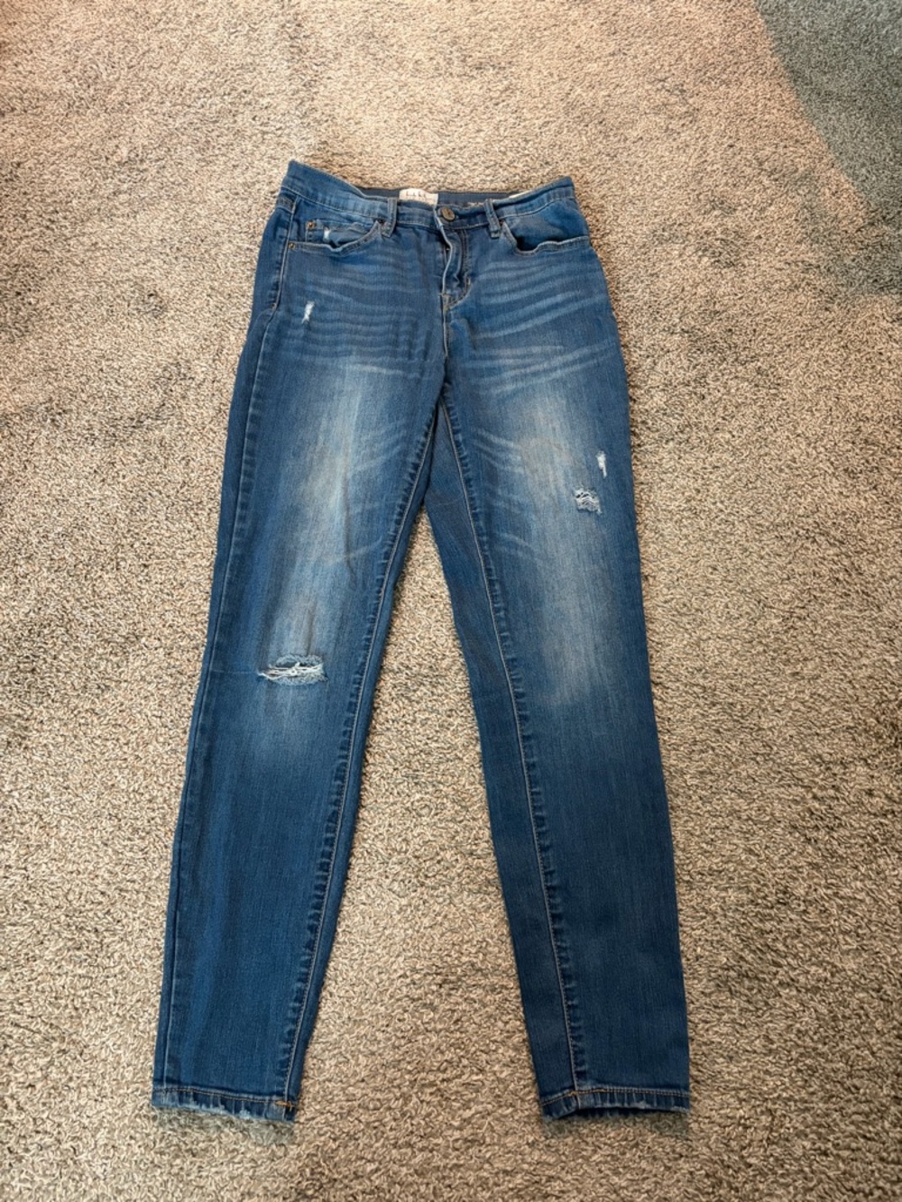 Nicole Miller New York SoHo High Rise Skinny Blue distressed Women US Size 4 EUC